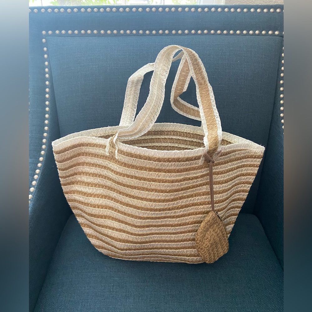 Ultra Lightweight Woven Paper Straw Striped Tote Beach Summer Bag + Coin Pouch